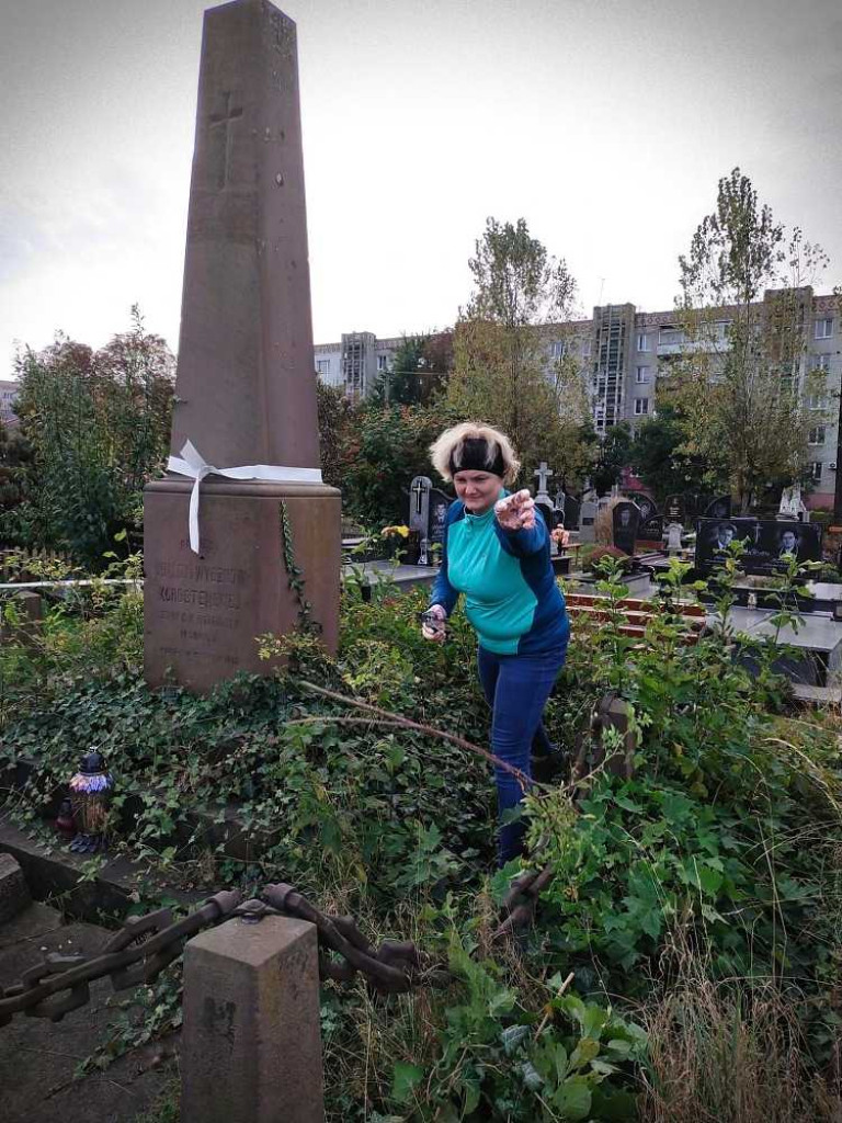 Hrubieszów: Uporządkowali polskie groby w Sokalu [ZDJĘCIA]