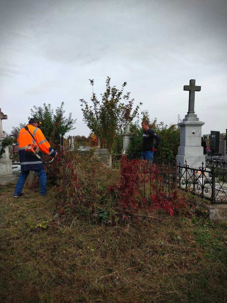 Hrubieszów: Uporządkowali polskie groby w Sokalu [ZDJĘCIA]