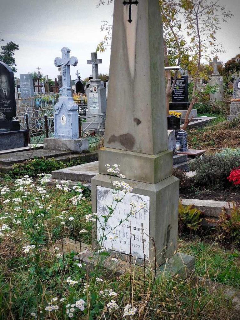 Hrubieszów: Uporządkowali polskie groby w Sokalu [ZDJĘCIA]