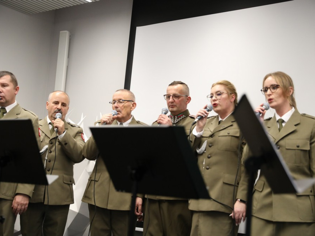 Hrubieszów: Skazani na Hubala. 5-lecie zespołu wokalnego [ZDJĘCIA]