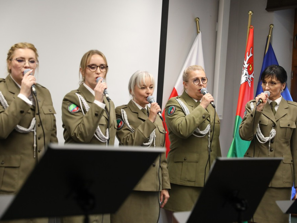 Hrubieszów: Skazani na Hubala. 5-lecie zespołu wokalnego [ZDJĘCIA]