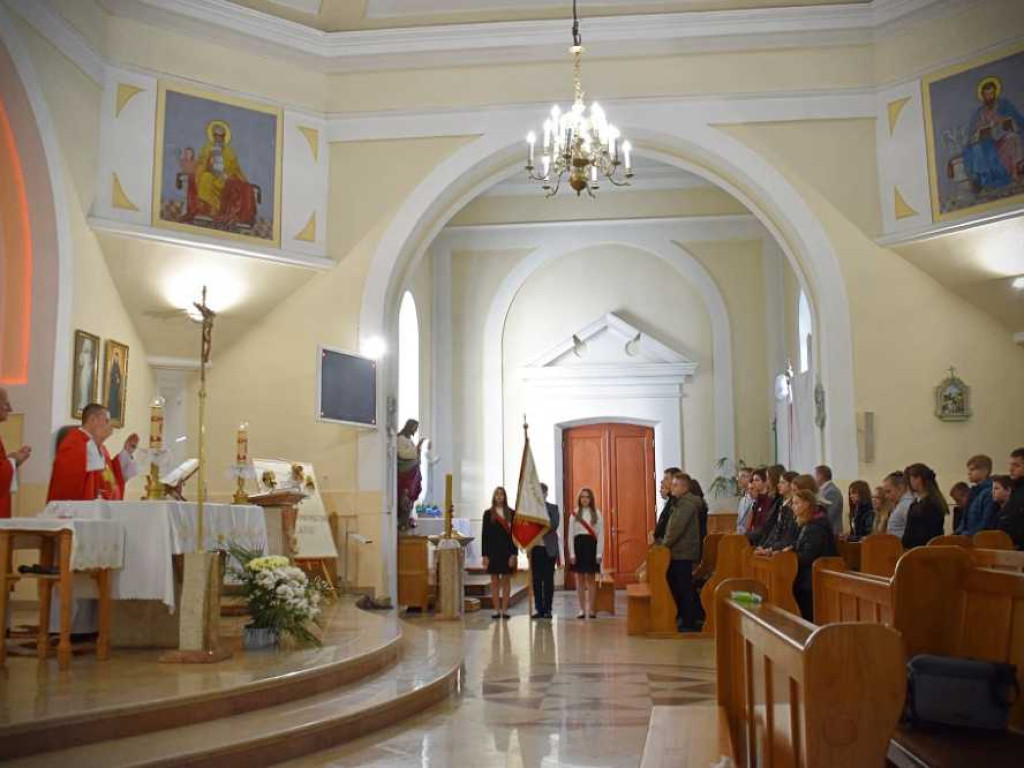 Ta szkoła ma 200 lat! [ZDJĘCIA]