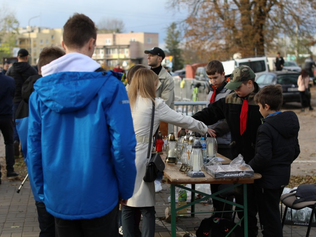 Wszystkich Świętych na hrubieszowskim cmentarzu [ZDJĘCIA]