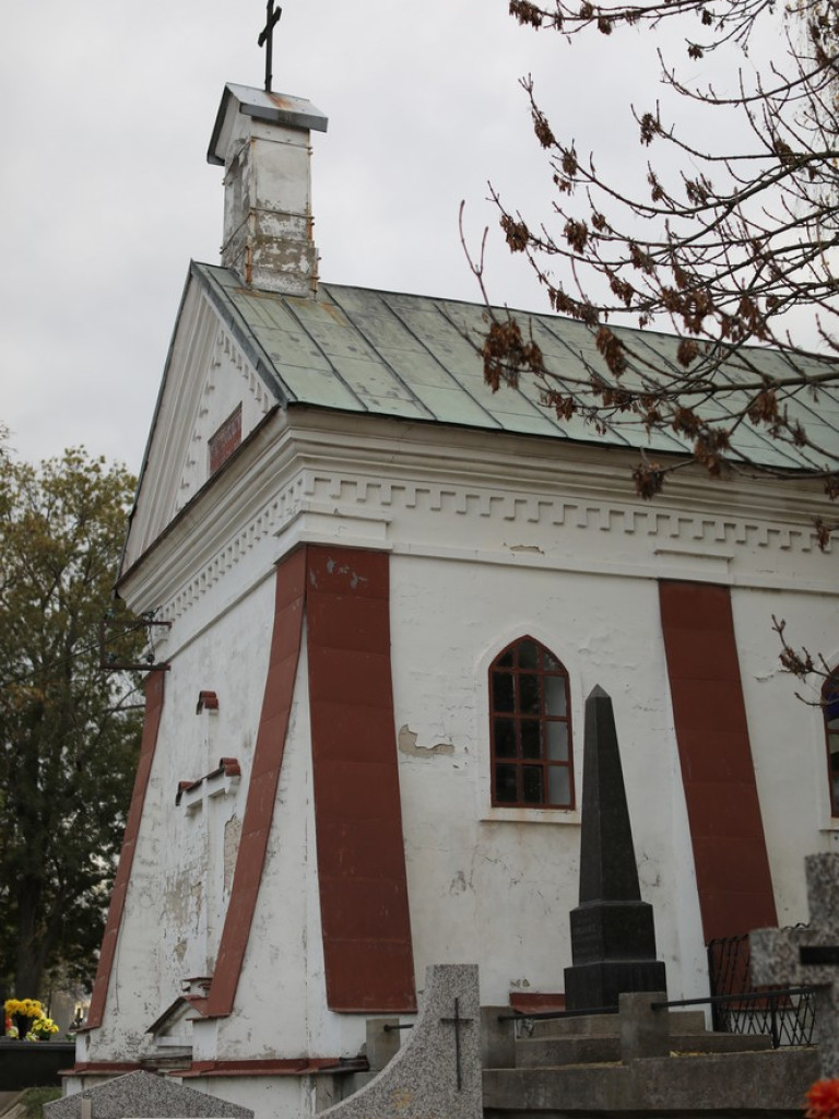 Wszystkich Świętych na hrubieszowskim cmentarzu [ZDJĘCIA]