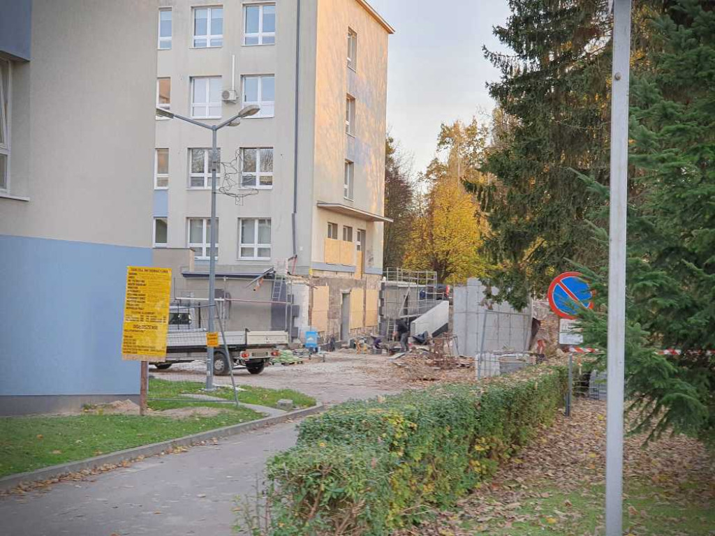 Hrubieszów: Trwa rozbudowa izby przyjęć [ZDJĘCIA]