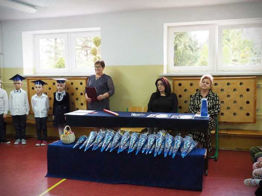 Pasowanie na ucznia klasy pierwszej [ZDJĘCIA]