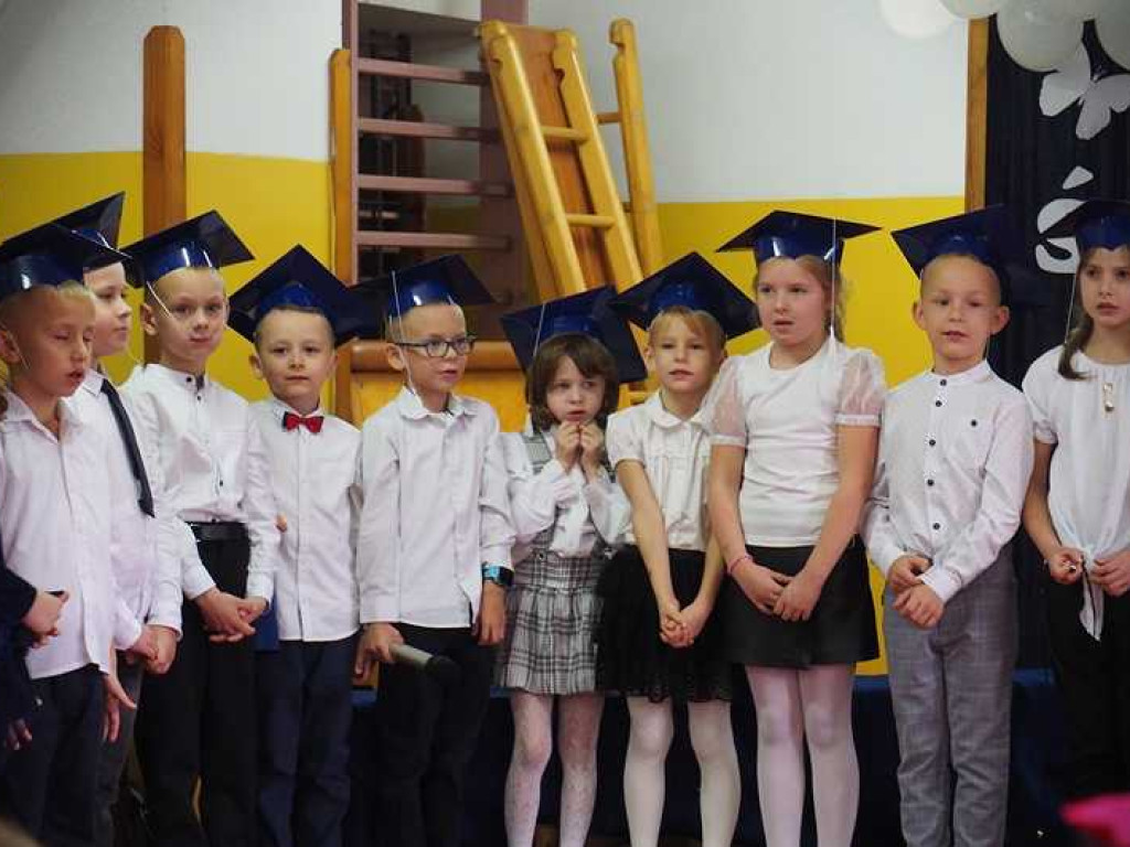 Pasowanie na ucznia klasy pierwszej [ZDJĘCIA]