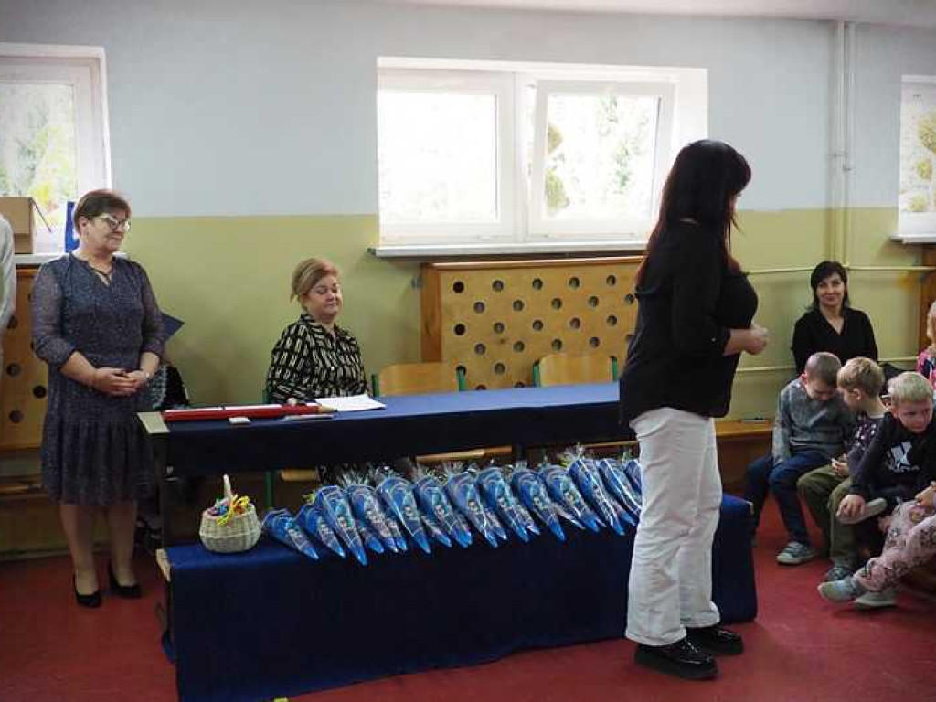 Pasowanie na ucznia klasy pierwszej [ZDJĘCIA]