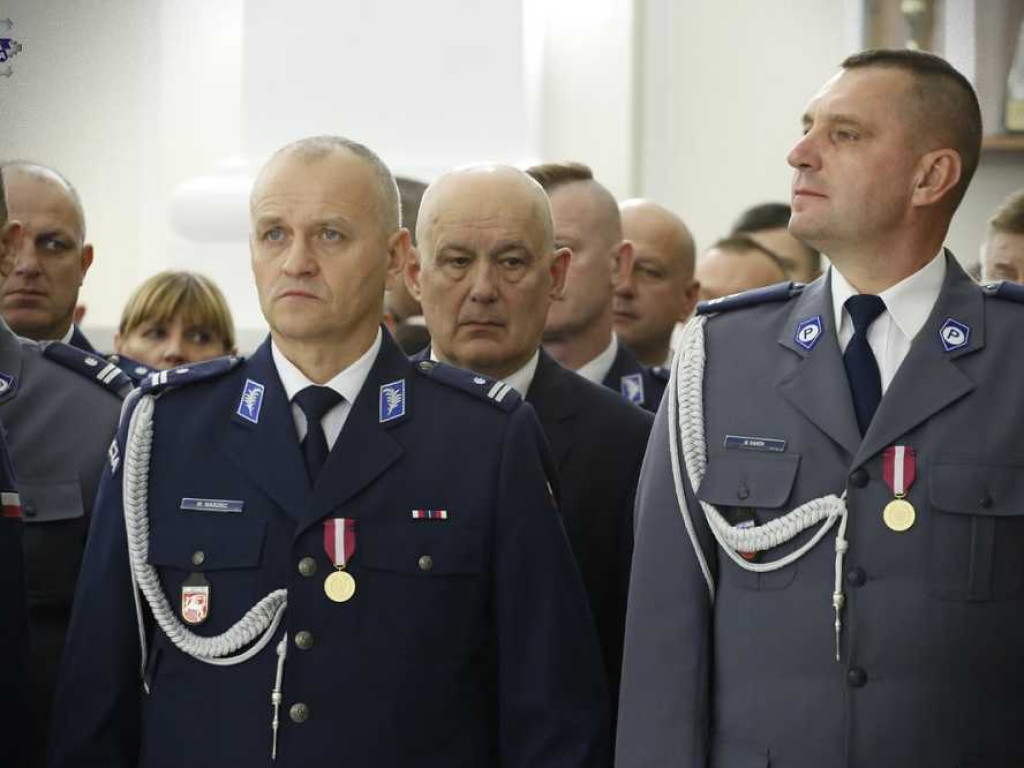 78 nowych funkcjonariuszy w szeregach lubelskiej Policji. Zasilą również hrubieszowską komendę [ZDJĘCIA, WIDEO]