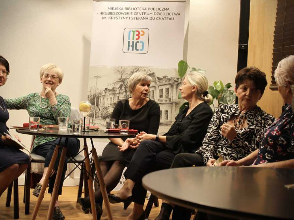 Hrubieszów: Seniorzy czytali poezję [ZDJĘCIA]