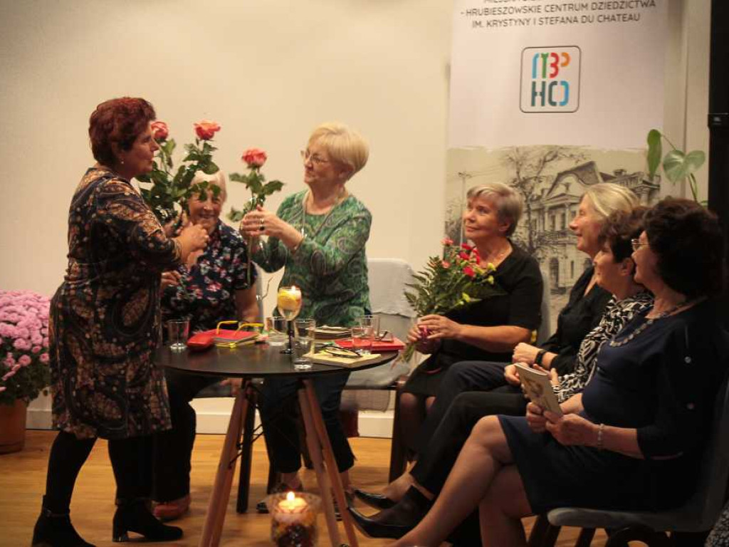 Hrubieszów: Seniorzy czytali poezję [ZDJĘCIA]