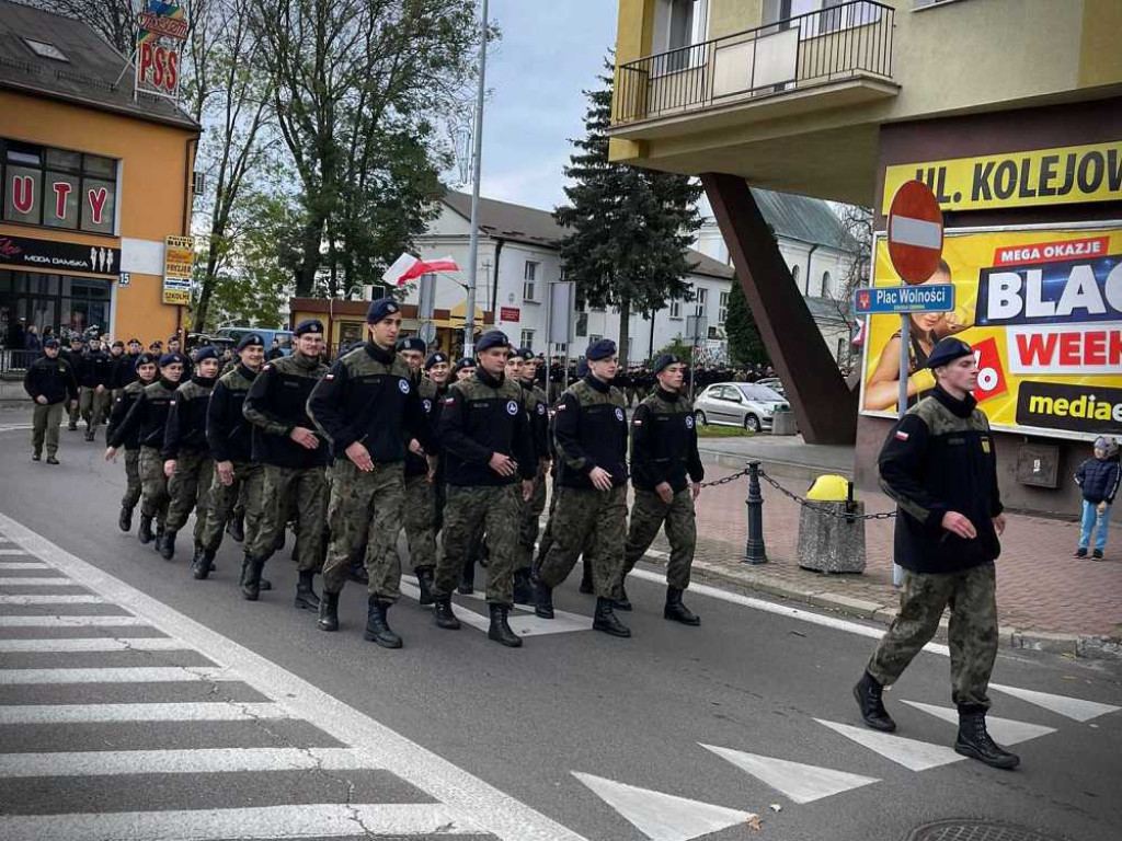 Marsz Niepodległości w Hrubieszowie [ZDJĘCIA, WIDEO]