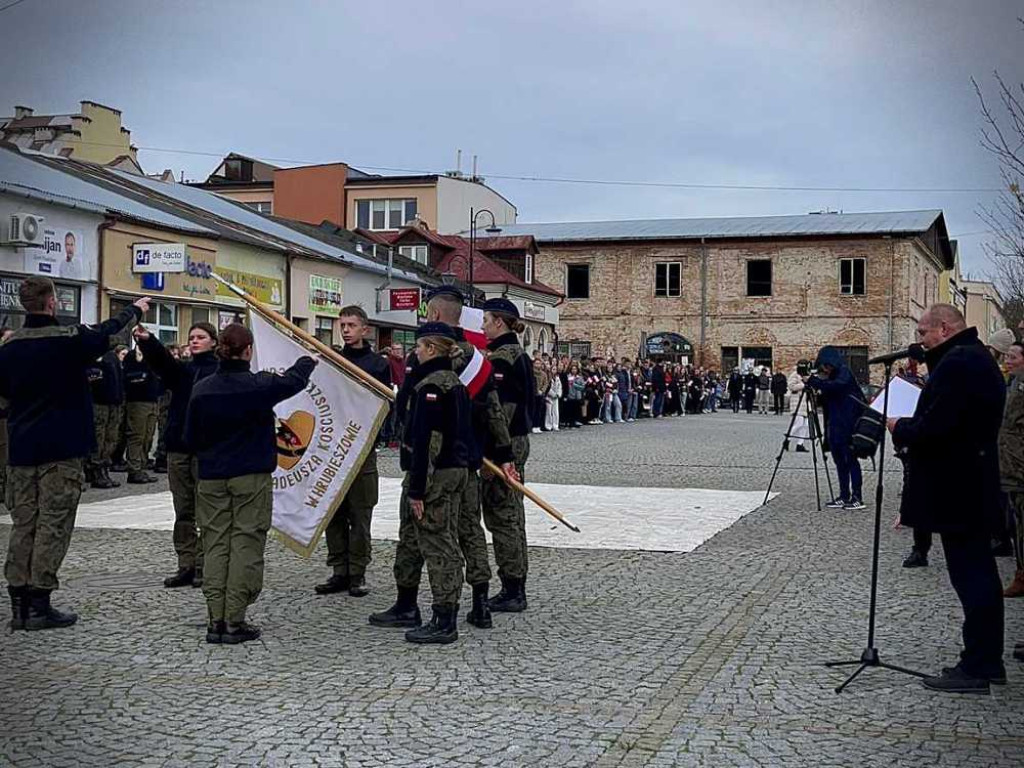 Marsz Niepodległości w Hrubieszowie [ZDJĘCIA, WIDEO]