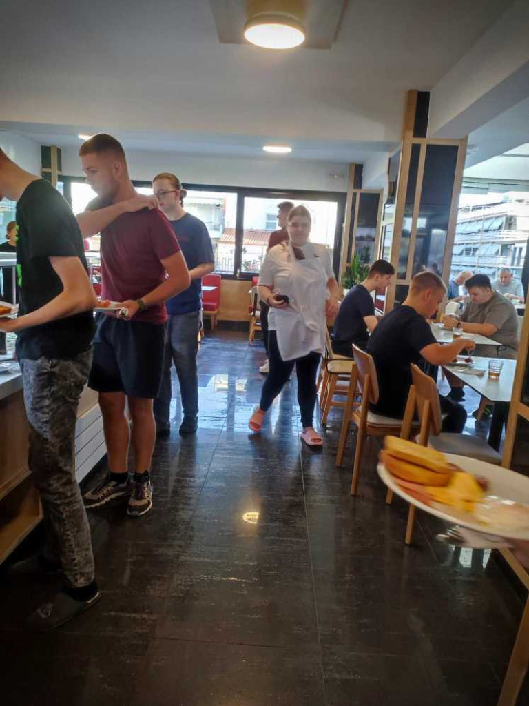 Uczniowie i nauczyciel z hrubieszowskiego Zespołu Szkół nr 1 realizowali staż zawodowy i szkolenia branżowe w Grecji! [ZDJĘCIA]