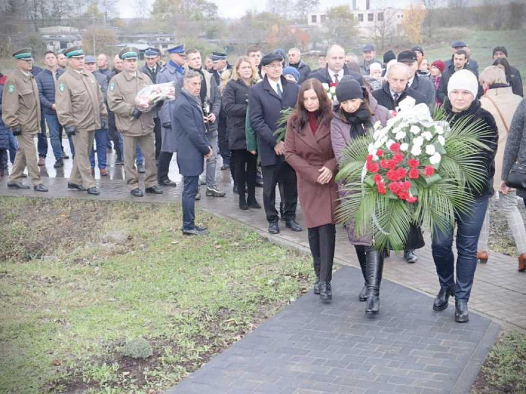 Pamiętają! Rok od wybuchu rakiety w Przewodowie [ZDJĘCIA]