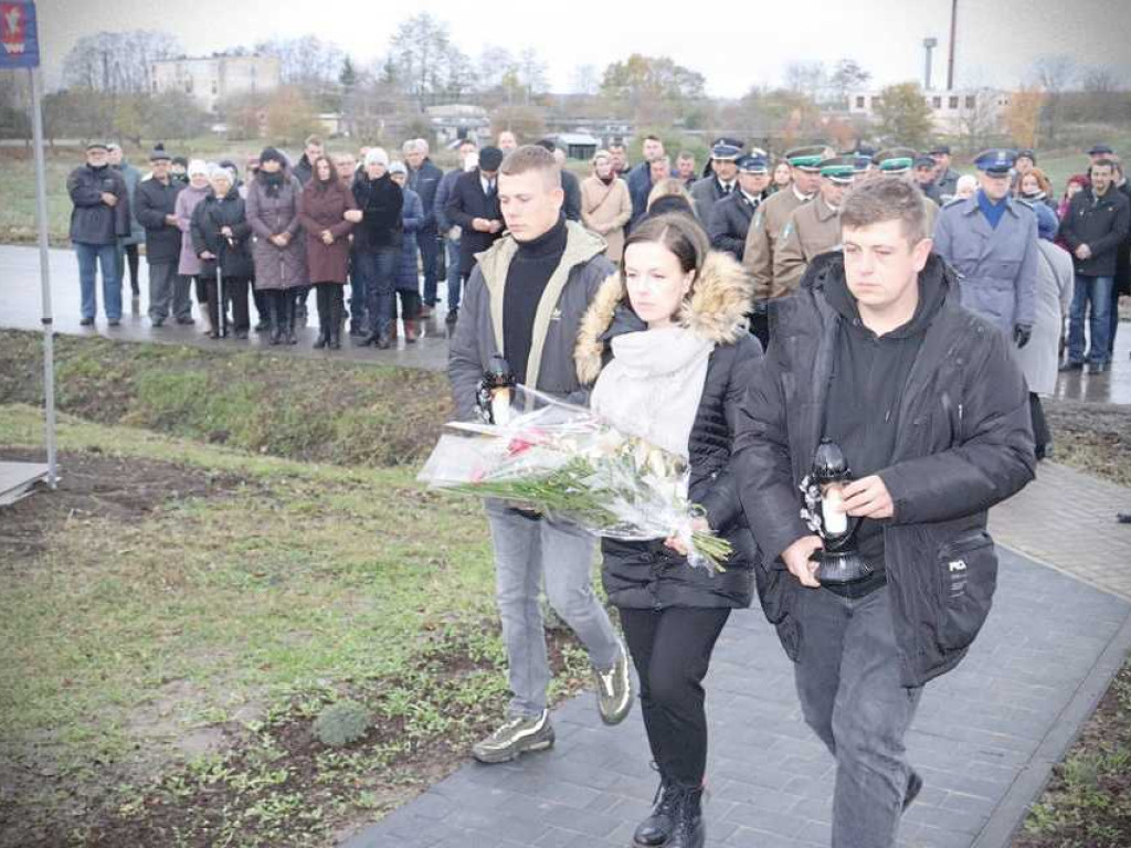 Pamiętają! Rok od wybuchu rakiety w Przewodowie [ZDJĘCIA]