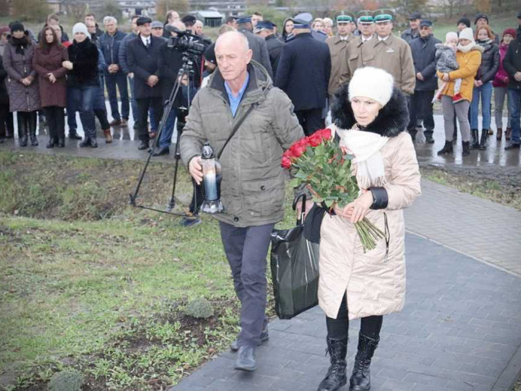 Pamiętają! Rok od wybuchu rakiety w Przewodowie [ZDJĘCIA]