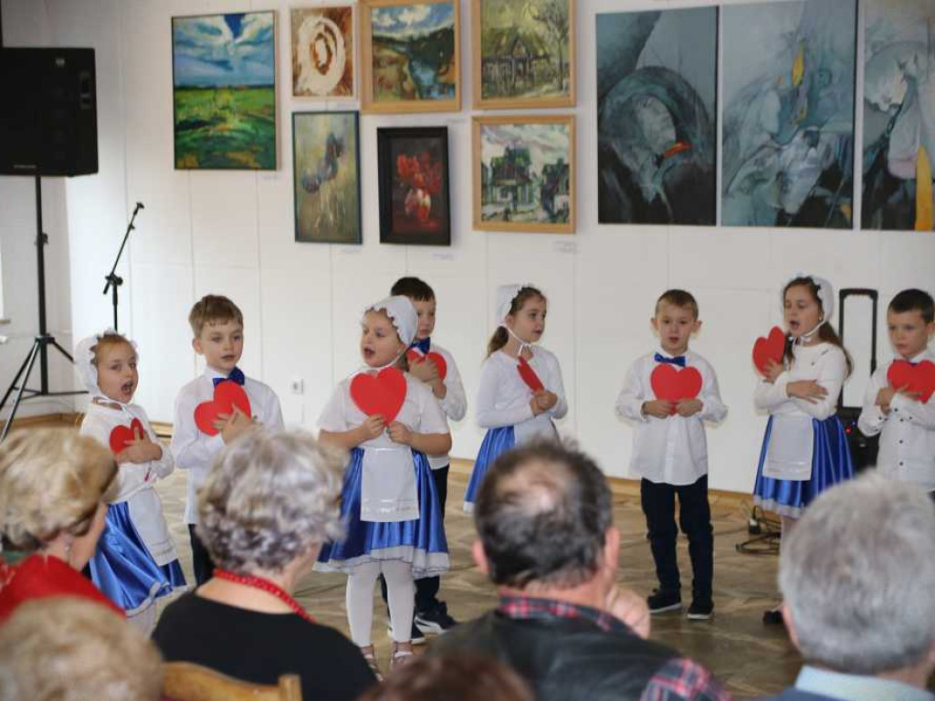 Hrubieszów: Przedszkolaki i seniorzy [ZDJĘCIA]