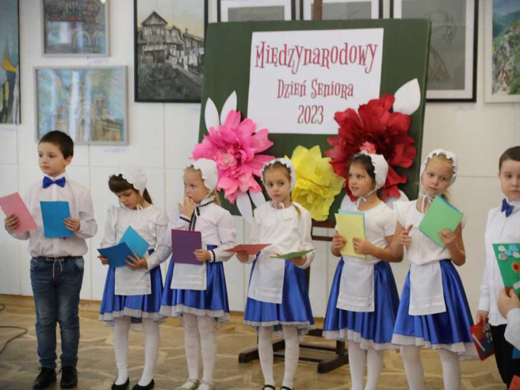 Hrubieszów: Przedszkolaki i seniorzy [ZDJĘCIA]