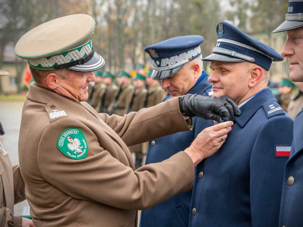 Awanse i odznaczenia w Nadbużańskim Oddziale SG. Zaśpiewał zespół 