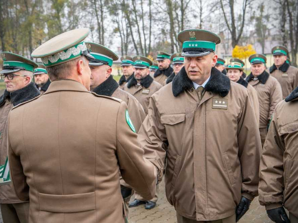 Awanse i odznaczenia w Nadbużańskim Oddziale SG. Zaśpiewał zespół 