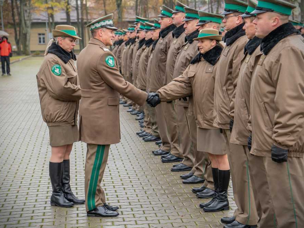 Awanse i odznaczenia w Nadbużańskim Oddziale SG. Zaśpiewał zespół 