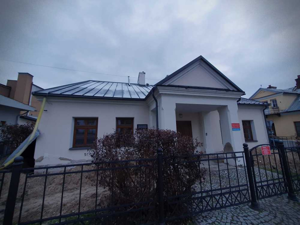 Hrubieszów: Przebudowa dworku przy ul. Staszica [ZDJĘCIA]