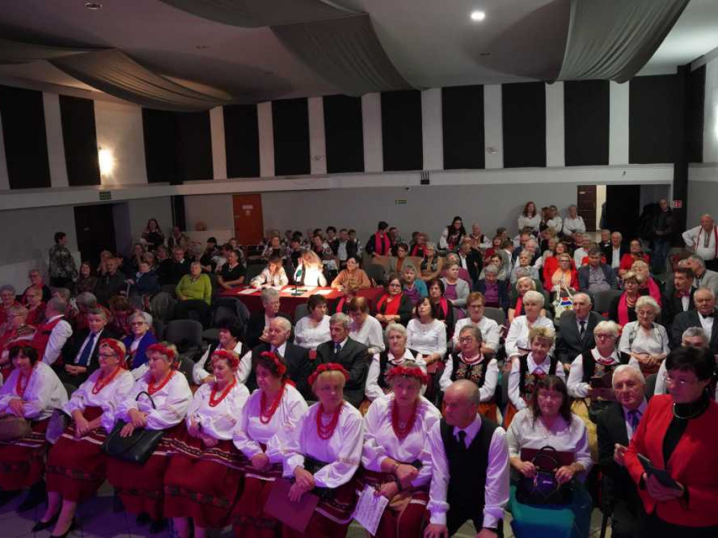 Za nami XIII Międzypowiatowy Festiwal Zespołów Śpiewaczych [ZDJĘCIA]