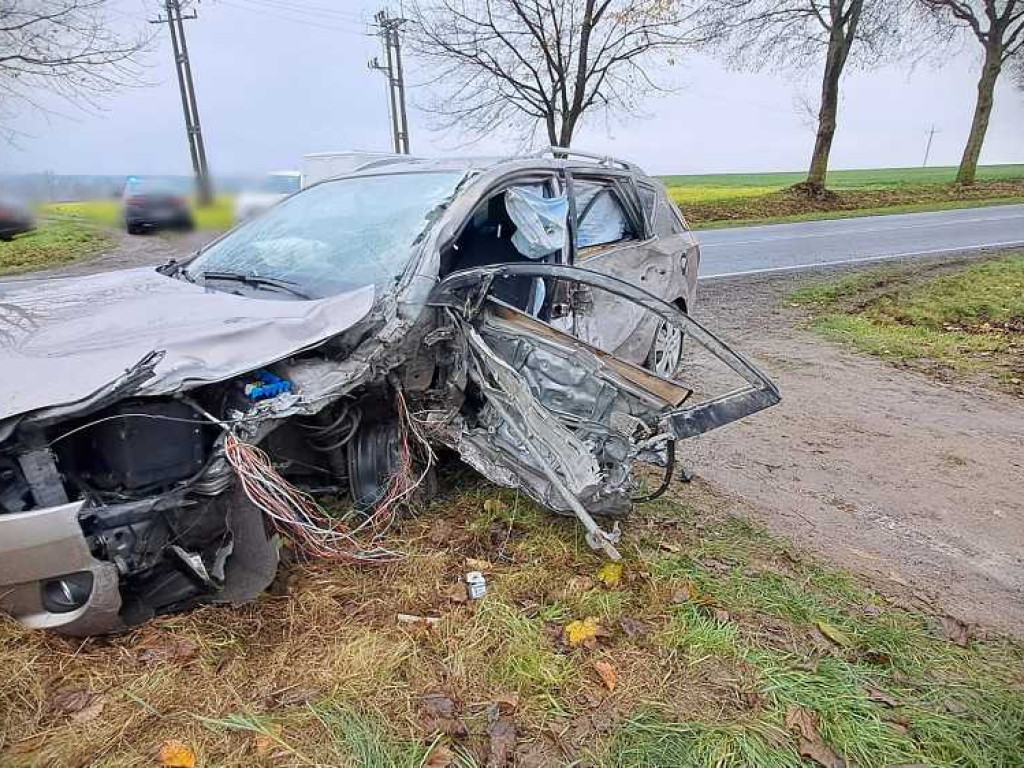 Śmiertelny wypadek. Zginął kierowca ciężarówki [ZDJĘCIA, WIDEO]