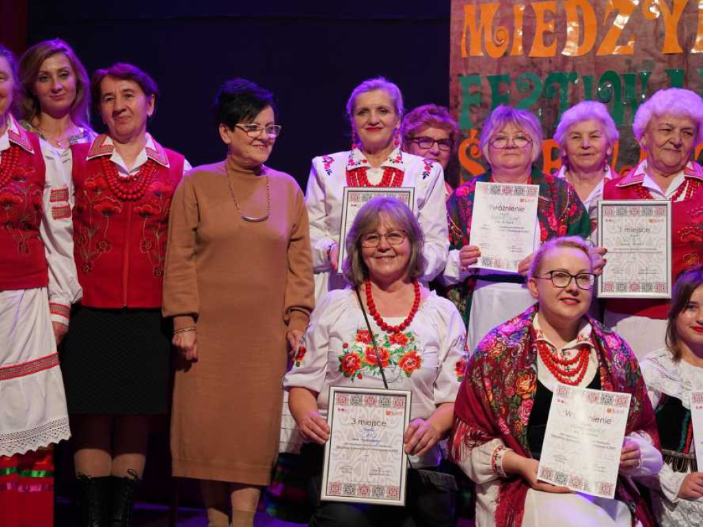 Za nami XIII Międzypowiatowy Festiwal Zespołów Śpiewaczych [ZDJĘCIA]