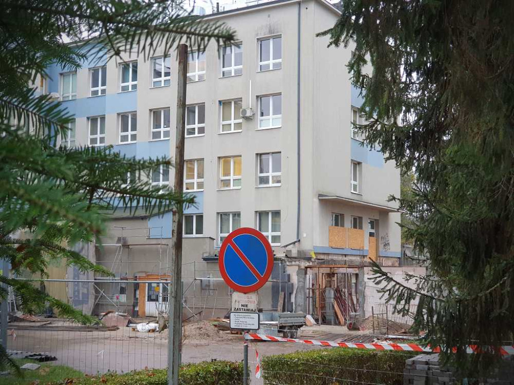 Hrubieszów: Trwa rozbudowa izby przyjęć [ZDJĘCIA]