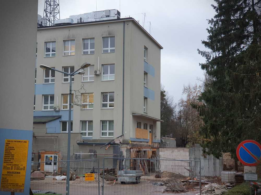 Hrubieszów: Trwa rozbudowa izby przyjęć [ZDJĘCIA]