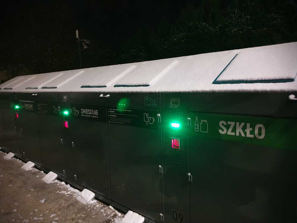 Gdzieś w Hrubieszowie... Nowe śmietniki [ZDJĘCIA]