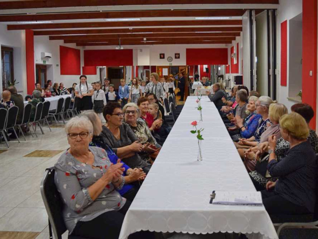 Seniorzy świętowali! [ZDJĘCIA]