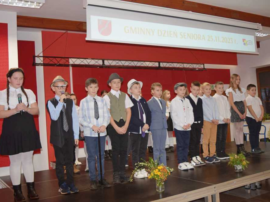 Seniorzy świętowali! [ZDJĘCIA]