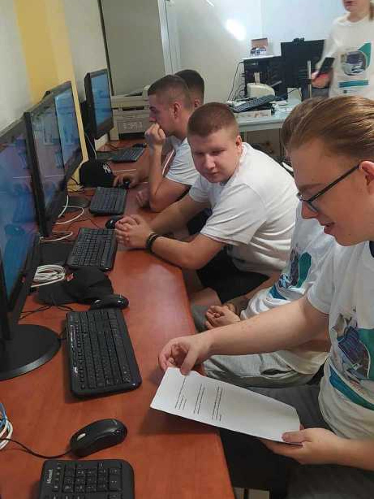 Młodzi informatycy i nauczyciele z hrubieszowskiego Zespołu Szkół Nr 1 realizowali staż zawodowy w Grecji! [ZDJĘCIA]