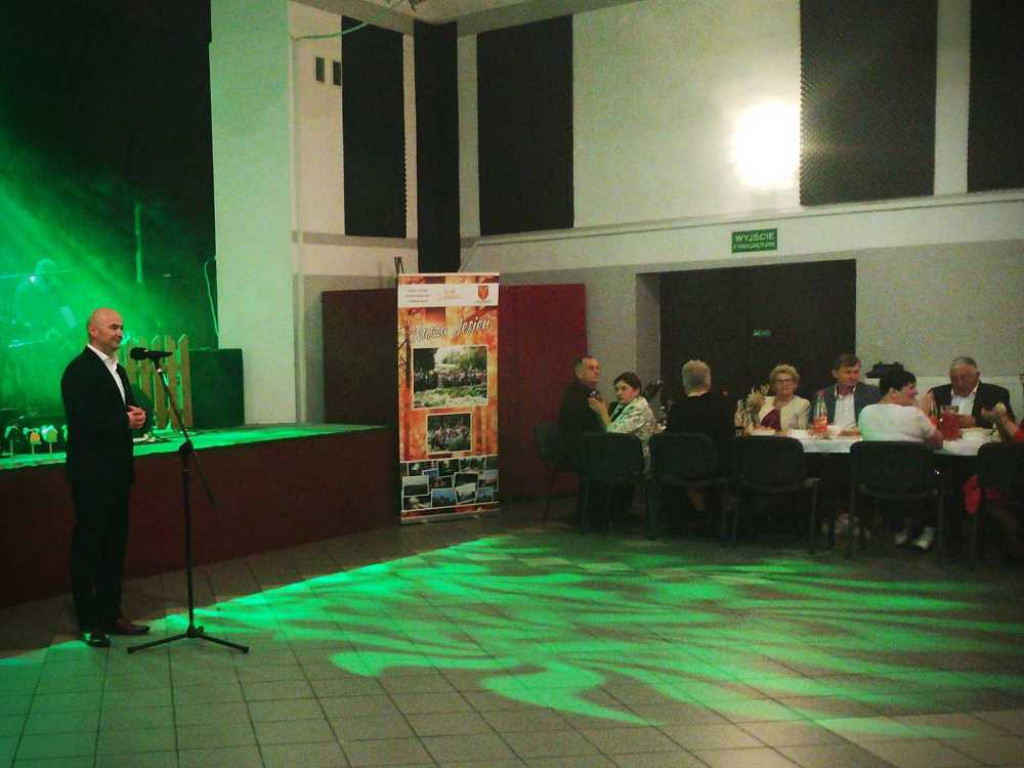 Jesienny Bal Seniora [ZDJĘCIA]