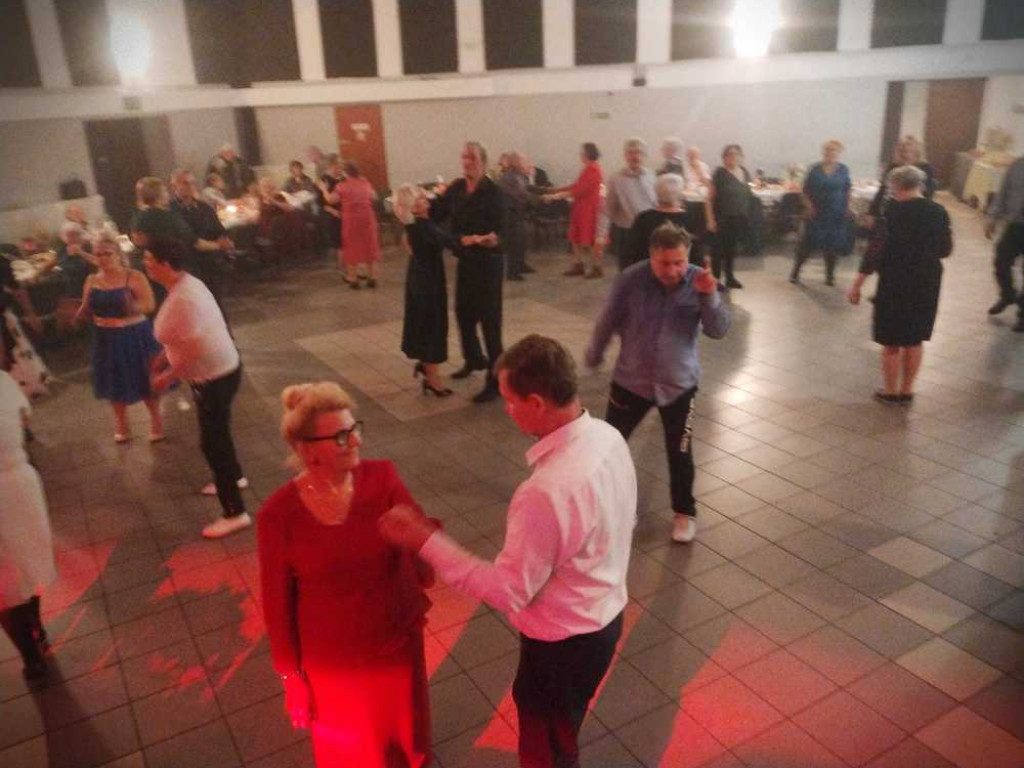 Jesienny Bal Seniora [ZDJĘCIA]