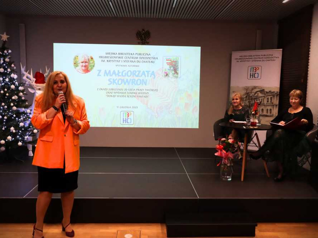 Hrubieszów: Spotkanie autorskie z Małgorzatą Skowron. 20-lecie pracy twórczej poetki [ZDJĘCIA]