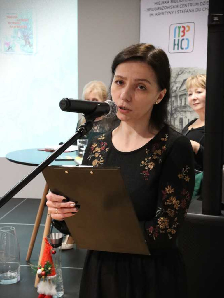 Hrubieszów: Spotkanie autorskie z Małgorzatą Skowron. 20-lecie pracy twórczej poetki [ZDJĘCIA]