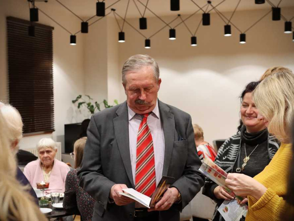 Hrubieszów: Spotkanie autorskie z Małgorzatą Skowron. 20-lecie pracy twórczej poetki [ZDJĘCIA]