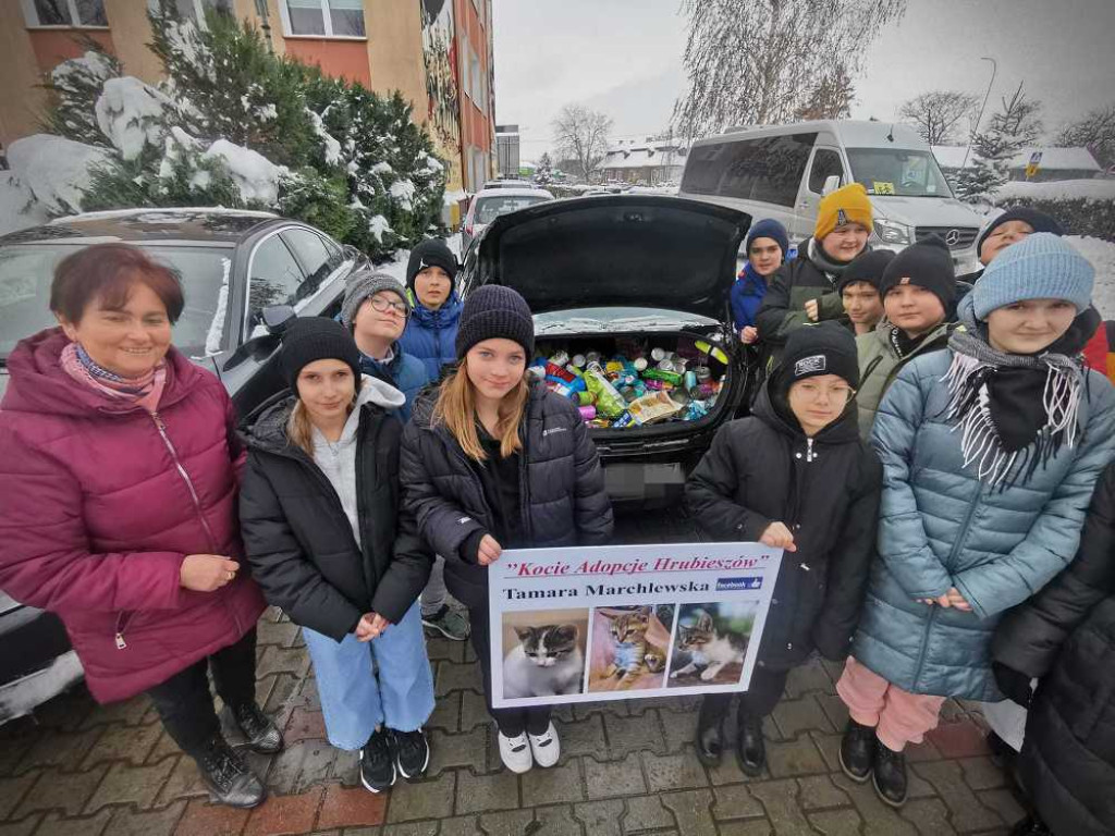 Hrubieszów: Pełna miska dla schroniska [ZDJĘCIA]