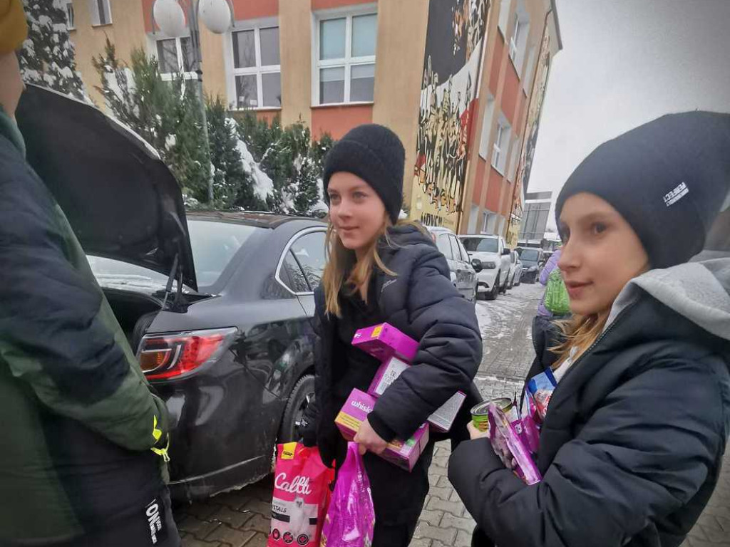Hrubieszów: Pełna miska dla schroniska [ZDJĘCIA]