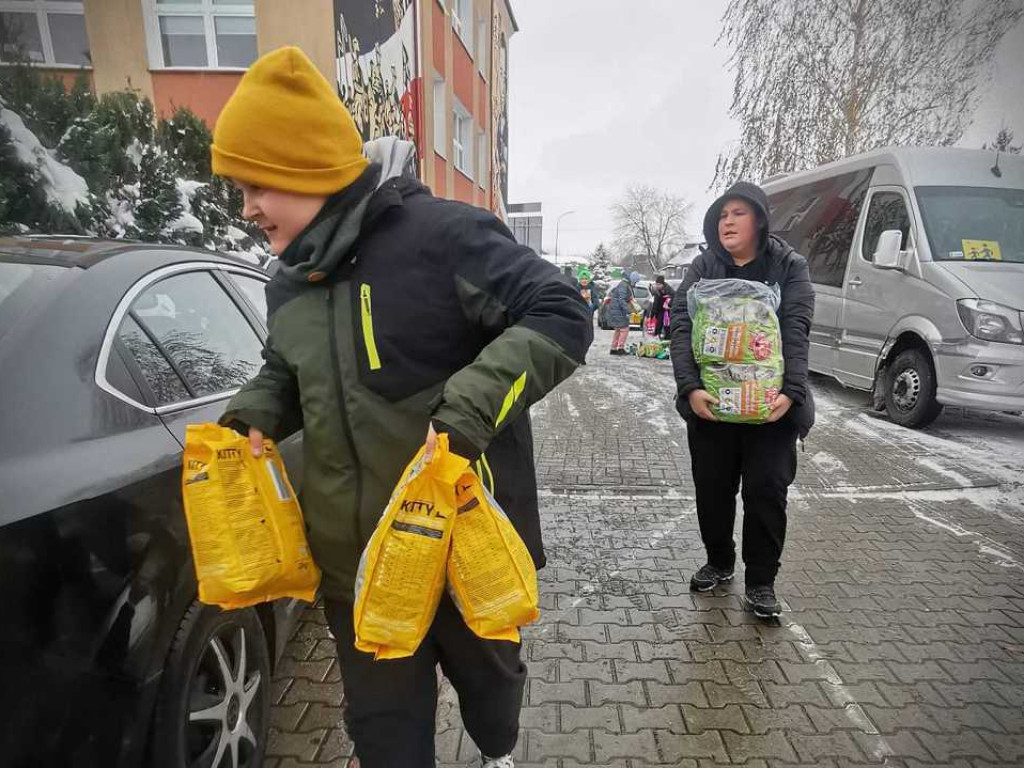 Hrubieszów: Pełna miska dla schroniska [ZDJĘCIA]