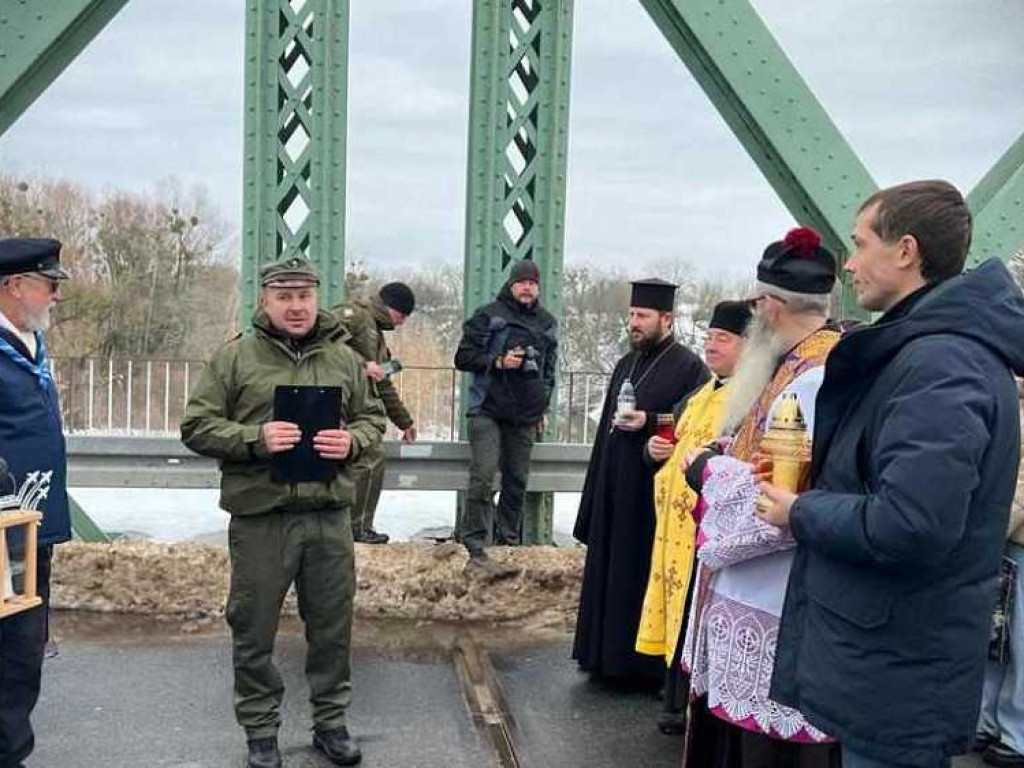 Hrubieszowscy harcerze przekazali Betlejemskiego Światła Pokoju [ZDJĘCIA, WIDEO]