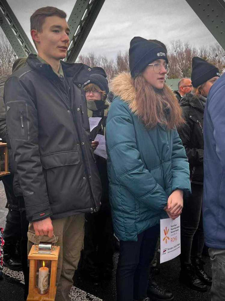 Hrubieszowscy harcerze przekazali Betlejemskiego Światła Pokoju [ZDJĘCIA, WIDEO]