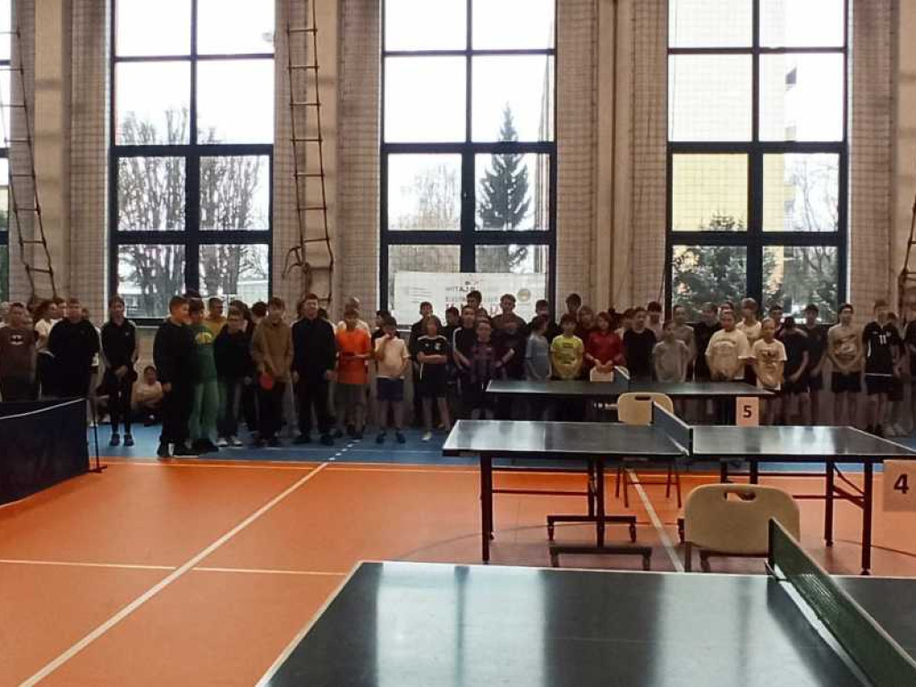 Mikołajkowy turniej tenisa [ZDJĘCIA]