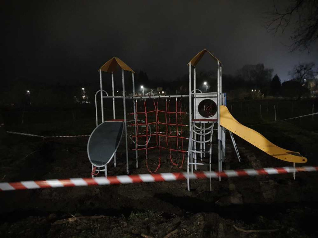 Gdzieś w Hrubieszowie... Nowy plac zabaw [ZDJĘCIA]