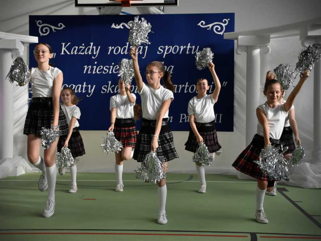Otwarcie nowej sali sportowej [ZDJĘCIA]