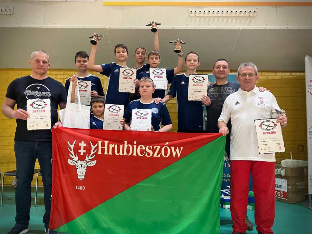 Podsumowanie sezonu sekcji modelarskiej Uczniowskiego Klubu Sportowego 